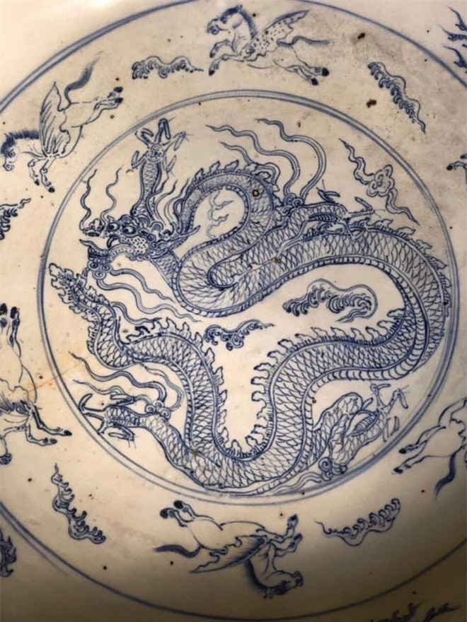 Những điều chưa biết về chiếc bát thấu quang hình rồng thời Lê sơ ảnh 2