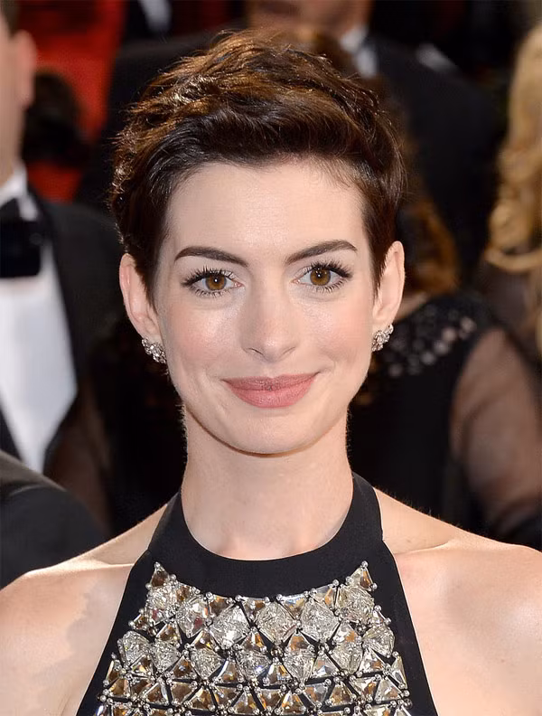 Anne Hathaway.