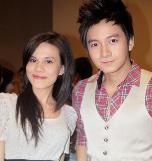 Thuỵ Anh: Khó mà định nghĩa mối quan hệ giữa Thụy Anh và Ngô Kiến Huy, dù họ đã con chung. Chàng “Bắp” từng chia sẻ trong một bức tâm thư: Vì chếnh choáng hơi men nên anh “lỡ” với em gái Thanh Thảo, dù không có tình yêu. Đây là một trong những lý do quật ngã Thụy Anh, khiến cô sốc đến mức phải nhập viện.