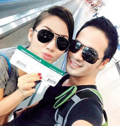 Thông tin về chuyện trăm năm của Ngọc Lan - Đoàn Thành Tài xuất hiện trên các phương tiện truyền thông ngày 22/8. Trước đó một ngày, cặp đôi công khai tình cảm bằng cách cùng làm người mẫu trong một chương trình thời trang.