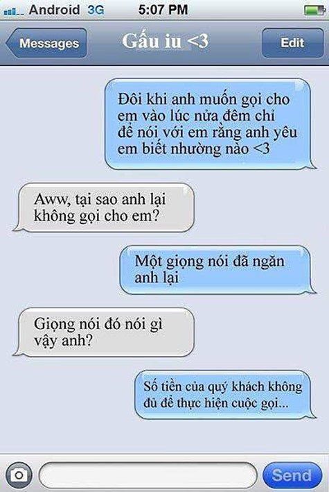 Một giọng nói đã ngăn anh lại.