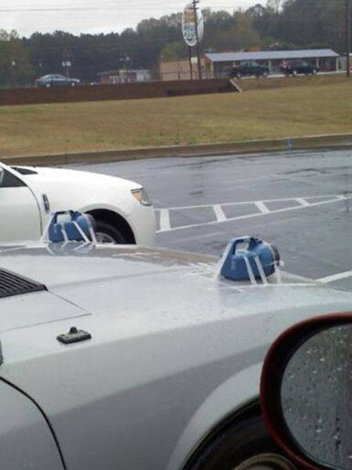 Bộ đèn ô tô di động.