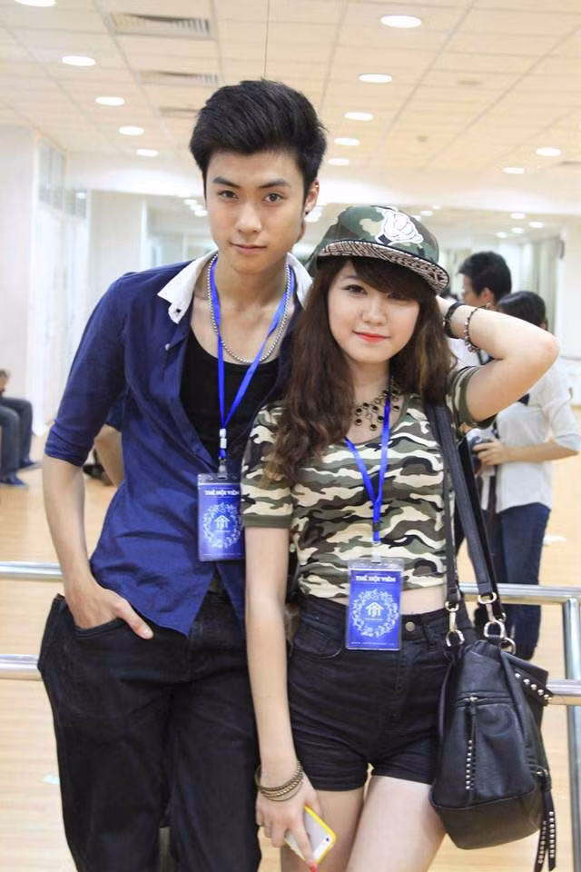 Hot girl An Japan tạo dáng bên chàng diễn viên trẻ Ole (Vương Anh).