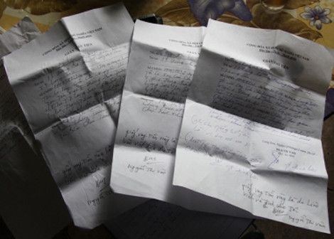 Giấy vay nợ hàng tỷ đồng của vợ chồng Trung - Liên.