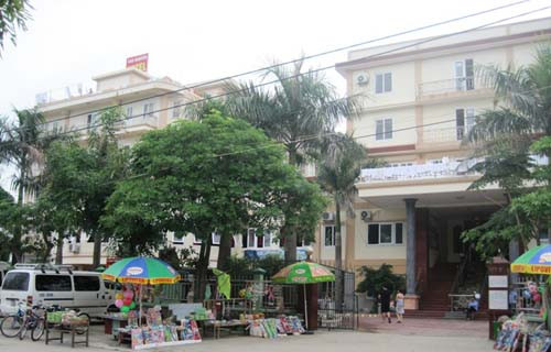 Hơn 60 khách thuê phòng tại khách sạn Cao Nguyễn nghi bị ngộ độc thực phẩm ngày 15/7.