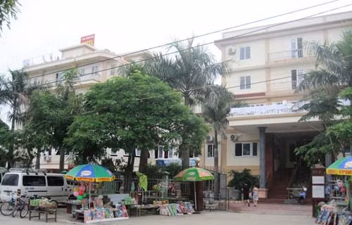 Hơn 60 khách thuê phòng tại khách sạn Cao Nguyễn nghi bị ngộ độc thực phẩm ngày 15/7.