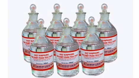 Axít: Ai cũng có thể mua? Ảnh: Internet