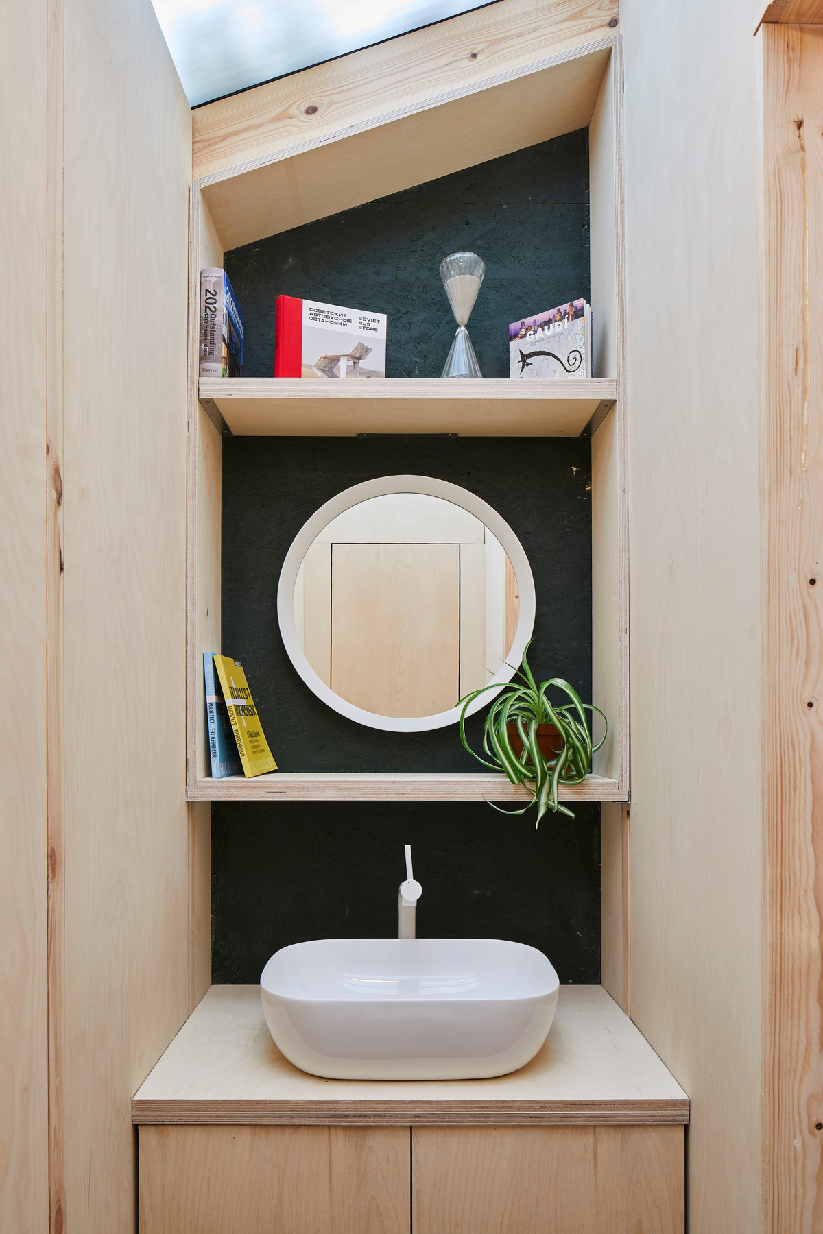 Kinh nghiem bien nha kho 12m2 thanh nha o day du tien nghi-Hinh-8