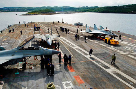 Vikramaditya chở được 34 máy bay.