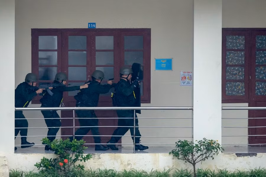 Nội dung tình huống giả định giải cứu con tin trong nhà.