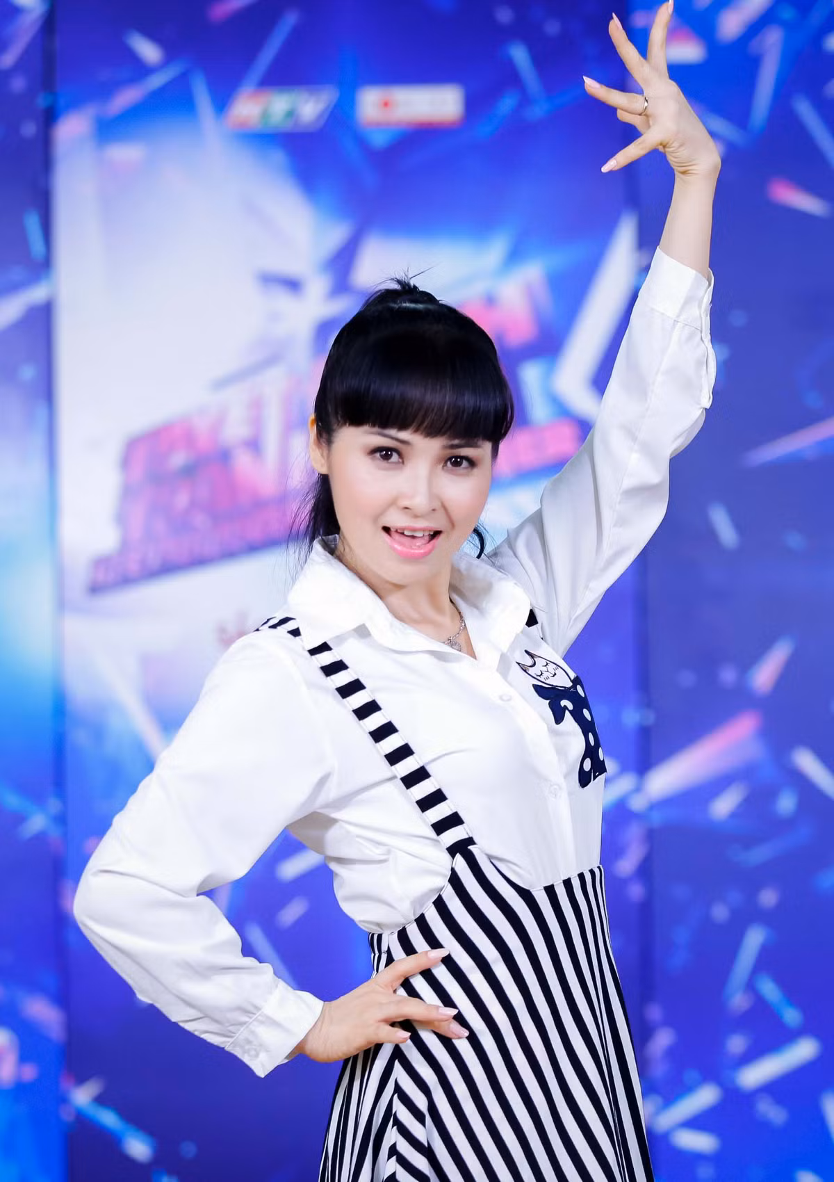 Là chị cả trong số 6 thí sinh còn lại, Trang Nhung tỏ ra e dè với thể loại nhạc này. Nữ ca sĩ cho biết, dòng nhạc này còn làm khó cô hơn cả rock hay dance nữa.