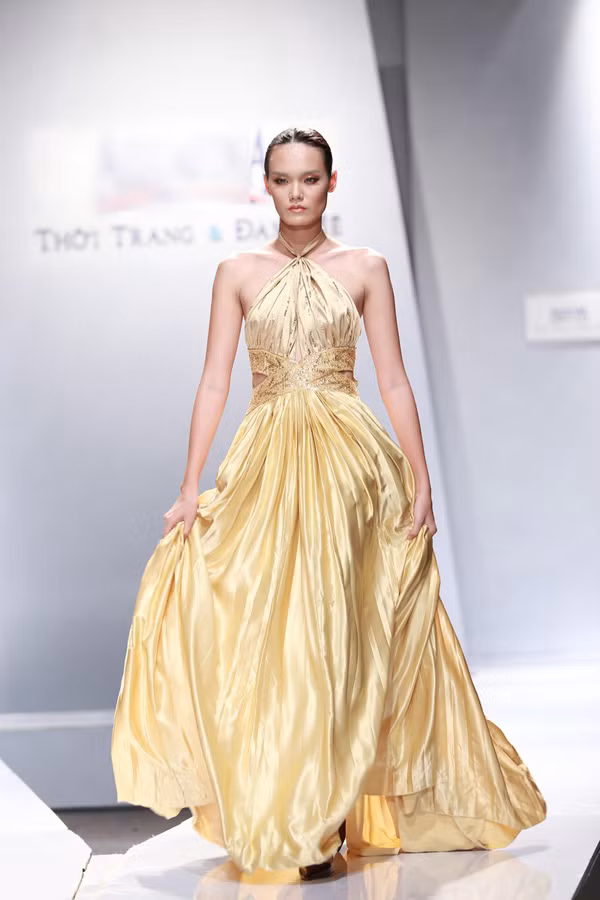 Được biết, các thiết kế này đều được Tăng Thành Công thực hiện bằng tay trong nhiều tháng liền.