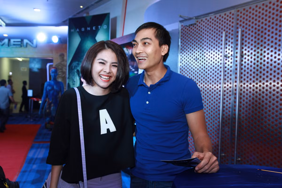 Từ sau lần đóng chung trong bộ phim "Tiền chùa", Khương Ngọc và Vân Trang ít có dịp gặp gỡ.