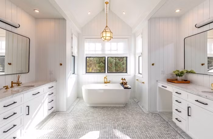 My nhan '50 sac thai' song cung ban trai hon 12 tuoi o biet thu 300 ty-Hinh-3