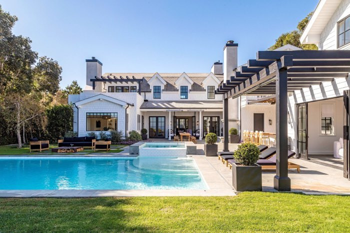 My nhan '50 sac thai' song cung ban trai hon 12 tuoi o biet thu 300 ty-Hinh-7