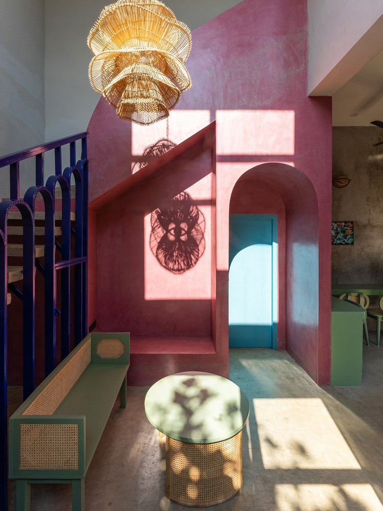 Doc dao ngoi nha gach tao hinh uon luon nhu nhung con song bien-Hinh-5