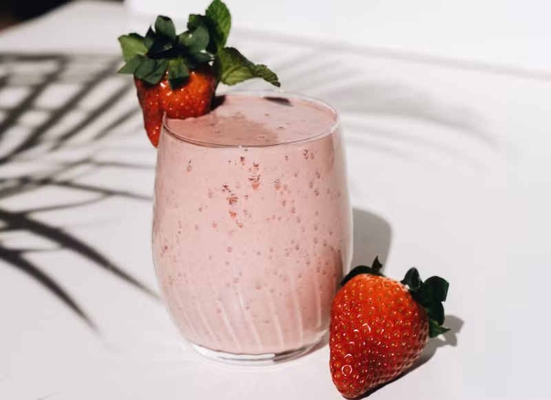 Cap am cho da trong ngay he oi buc voi 5 loai smoothie nay