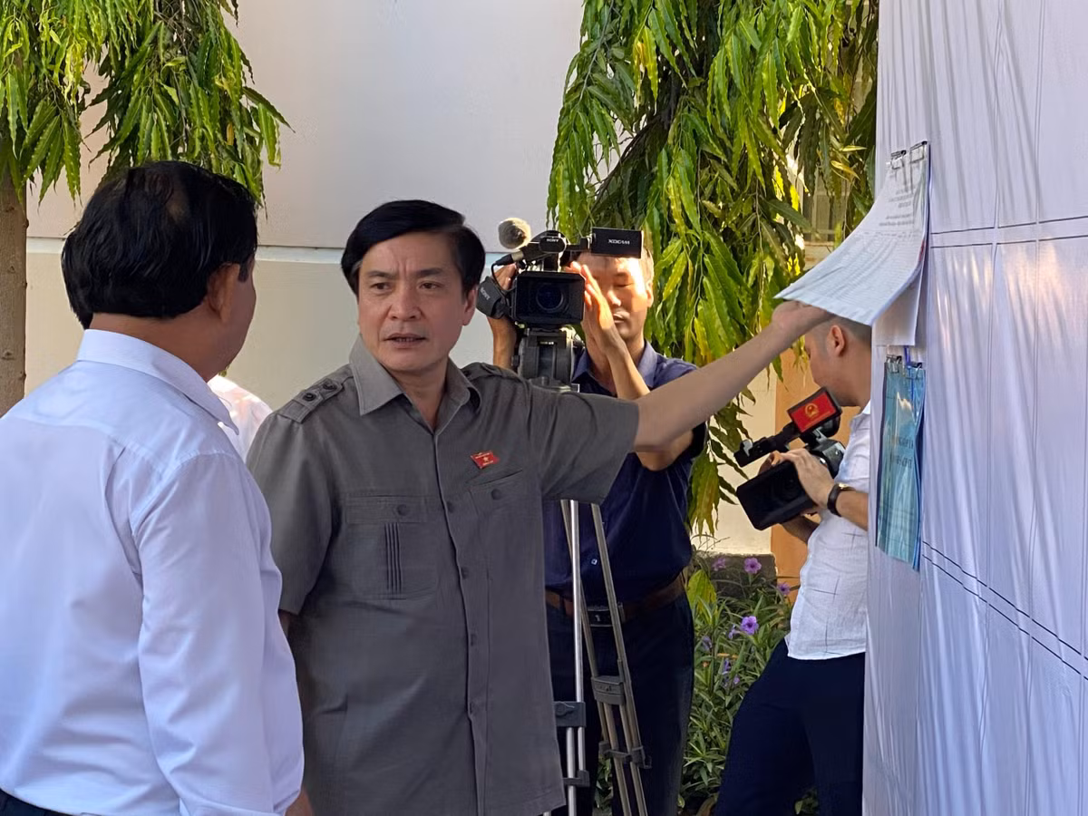 Xac minh, tham tra 7 nhan su ung cu dai bieu Quoc hoi bi to cao