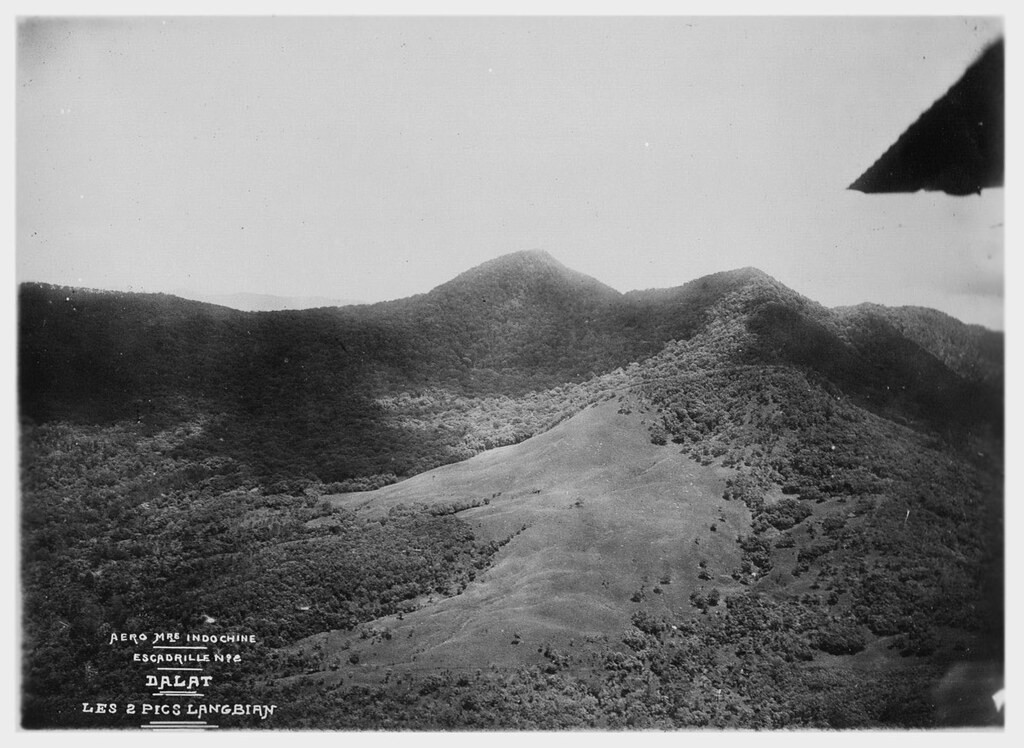 Dãy núi Lang Biang ở gần Đà Lạt.