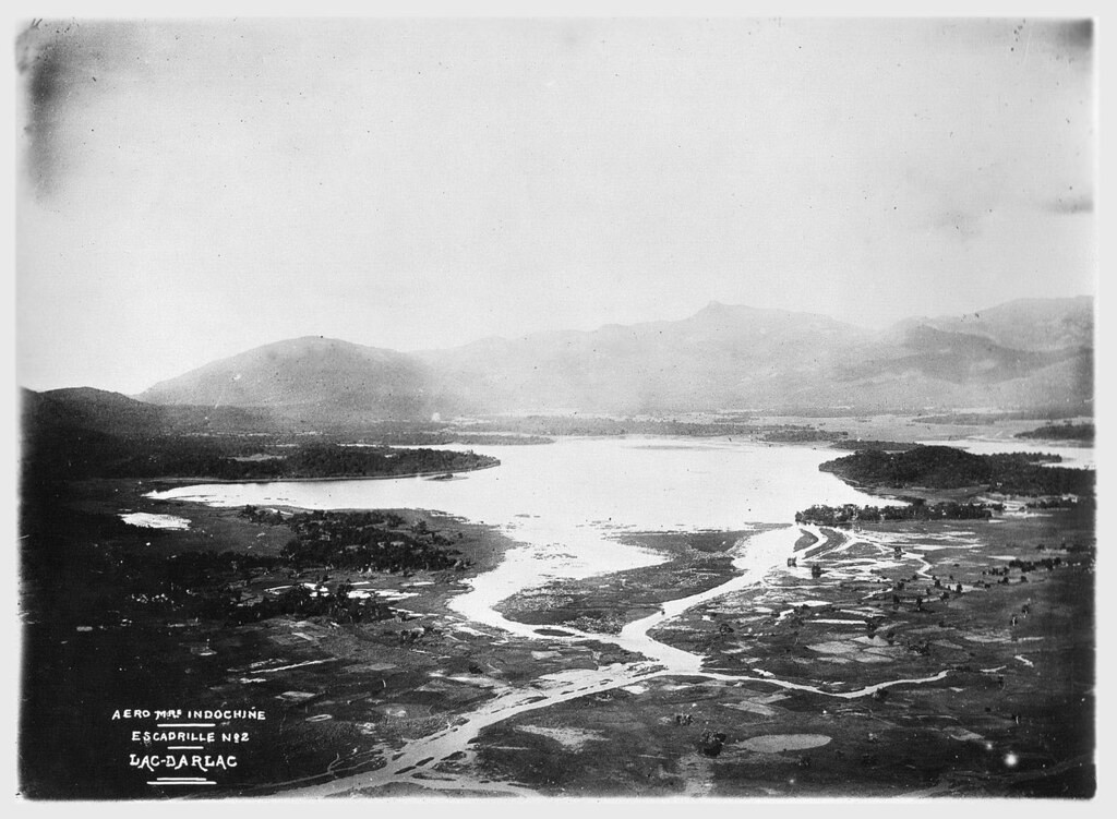 Toàn cảnh hồ Lăk ở Đăk Lăk.