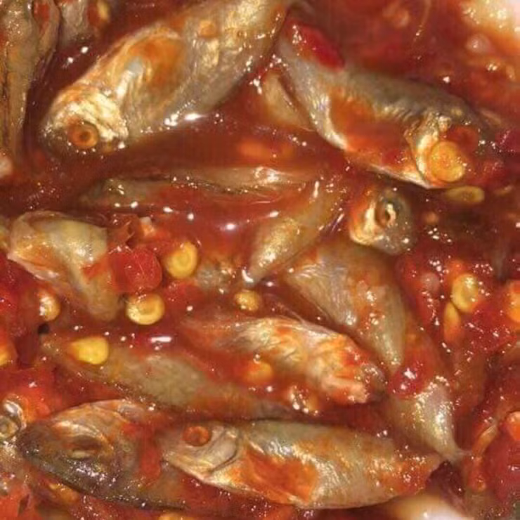 Ngày xưa mắm cá rò chỉ xuất hiện trên mâm cơm của người dân xứ Huế nhưng nhờ giao thương qua lại giữa các vùng mà mắm cá rò càng ngày càng nổi tiếng.