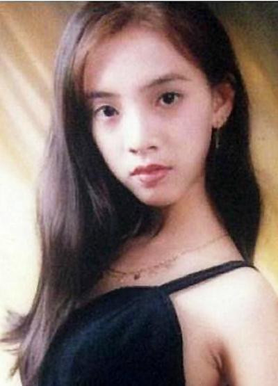 Không phải nhan sắc rung động lòng người, song có thể thấy Thu Trang dù ở quá khứ hay hiện tại đều ưa nhìn, duyên dáng, sở hữu nét "duyên" không phải ai cũng có.