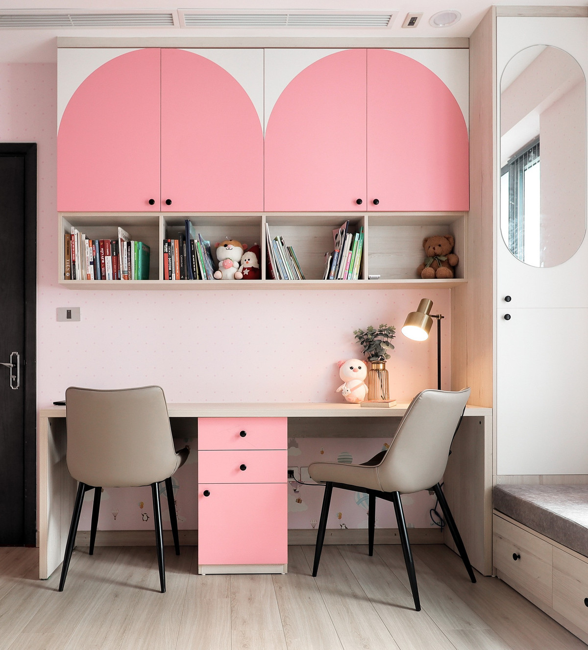 Kham pha can ho phong cach toi gian, tu an sau buc tuong-Hinh-16