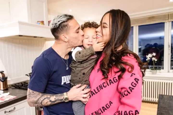 Rosilene và Antony có một con trai.