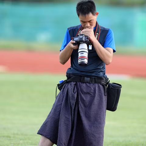 Quan sát tỉ mỉ, chụp rất nhiều hình.