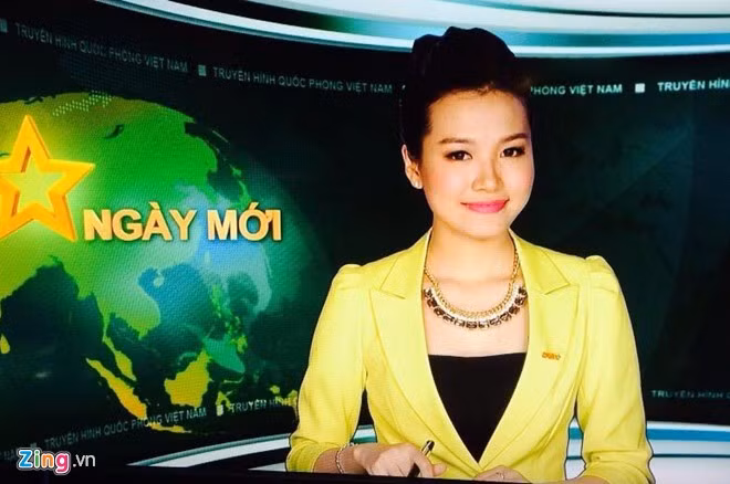 Ngoài các Bản tin Thời sự, Quý Linh còn dẫn dắt Ngày mới. Cô chia sẻ, lúc dẫn thời sự thường phải mặc trên người bộ Quân phục trang trọng và lịch sự nên khi dẫn chương trình phát sóng vào 6h sáng trên kênh QPVN, cô thường lựa chọn trang phục màu sắc tươi tắn để đổi màu cho bản tin. Qua đó, khán giả cũng cảm nhận được sự tươi mới khi xem Ngày mới vào mỗi buổi sáng.