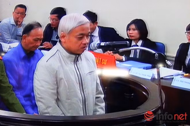 Tại phiên tòa phúc thẩm ngày 2/12, "bầu" Kiên tỏ ra bình tĩnh, trình bày vấn đề mạch lạc. Trước tòa, bị cáo Nguyễn Đức Kiên vẫn khăng khăng chối tội. Mỗi khi được Hội đồng xét xử hỏi, bị cáo Kiên thường trình bày với thời gian dài nhất. Mỗi lần đứng lên trình bày lâu, bị cáo này đều xin ngồi với lý do bị cao huyết áp.