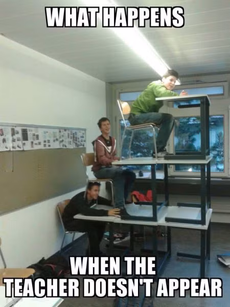 Khi thầy vắng mặt.