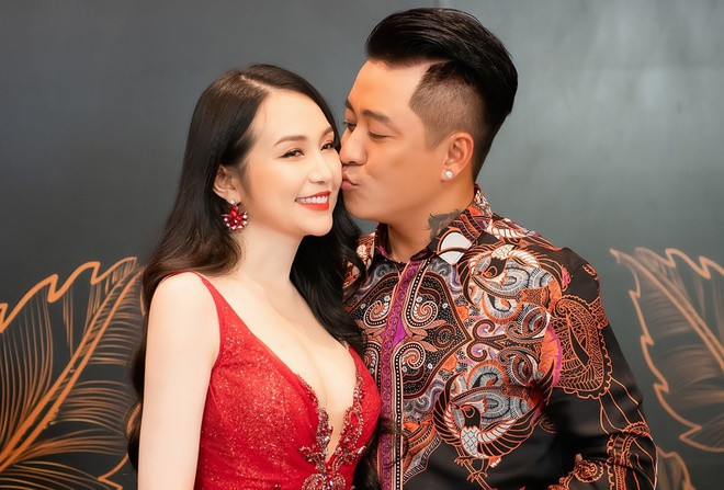 Tuan Hung phan doi gay gat khi fan nu muon dat ten con giong minh-Hinh-3