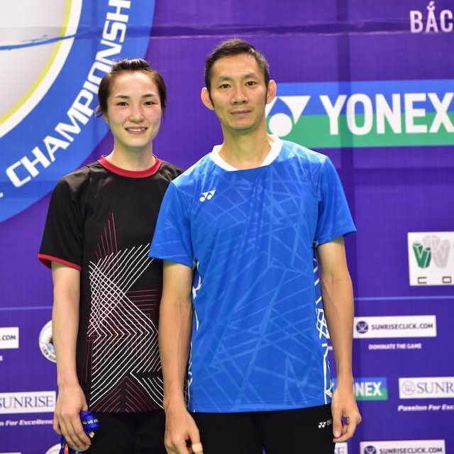 "Cặp đôi vàng" của làng cầu lông Việt Nam Nguyễn Tiến Minh - Vũ Thị Trang (sống tại TP.HCM) cùng góp mặt tại SEA Games 31. Không chỉ được hâm mộ bởi loạt thành tích ấn tượng, hai vợ chồng VĐV còn thu hút fan bởi chuyện tình đầy lãng mạn, thường xuyên song hành trong nhiều giải đấu trong nước lẫn quốc tế. Ảnh: Vũ Thị Trang.