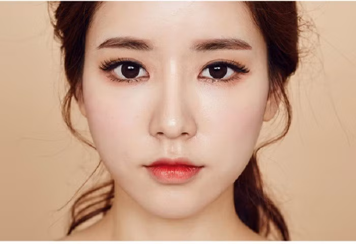 3 net tuong tren guong mat nguoi giau sang phu quy