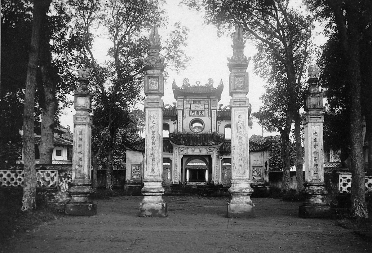 Tòa Văn Miếu Thái Nguyên, tọa lạc ở phía Bắc thành Thái Nguyên.