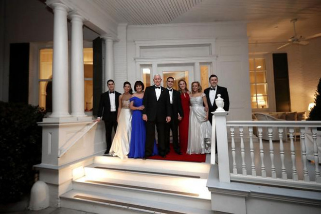 Choáng ngợp kiến trúc dinh thự dành riêng cho Phó Tổng thống Mỹ - Hình 14 Choang ngop kien truc dinh thu danh rieng cho Pho Tong thong My-Hinh-14