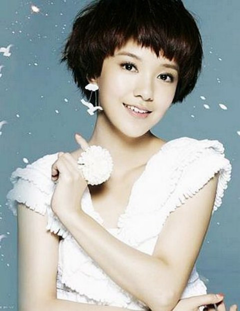 Quách Thái Khiết là một mỹ nhân đa tài, vừa là diễn viên, vừa là ca sĩ và kiêm luôn người mẫu. Bộ phim gần đây nhất cô góp mặt là “Tiny Times” (Tiểu Thời Đại) cùng với Dương Mịch đang thu hút sự chú ý của đông đảo dư luận.