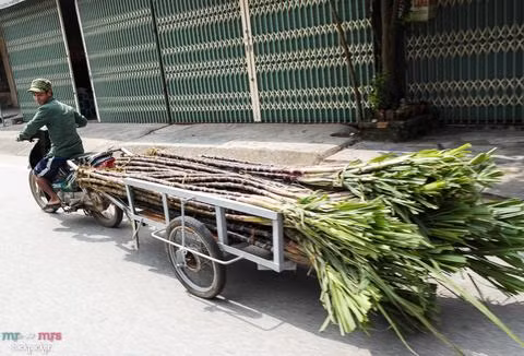 Những chuyến xe chở hàng cồng kềnh, nguy hiểm