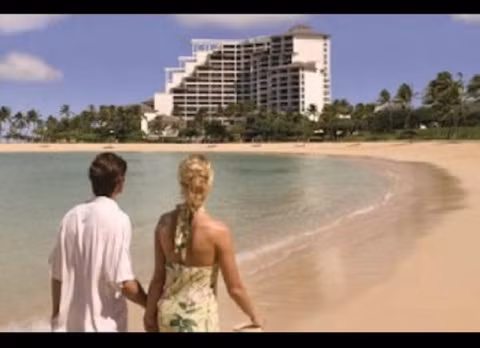 Khu resort sang trọng bên bờ biển...