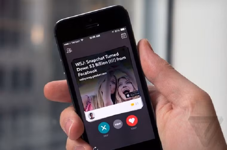 Dịch vụ chia sẻ link Branch và người anh em của mình là dịch vụ Potluck đã đồng ý trở thành một phần của mạng xã hội lớn nhất hành tinh với giá khoảng 15 triệu đô la Mỹ. 9 người trong ban điều hành của Branch sẽ vẫn ở lại cùng với người từ Facebook chuyển sang để thành lập một ban mới với tên gọi “Conversations” (Giao tiếp) nhằm giúp người dùng “kết nối dựa trên sở thích” của họ.