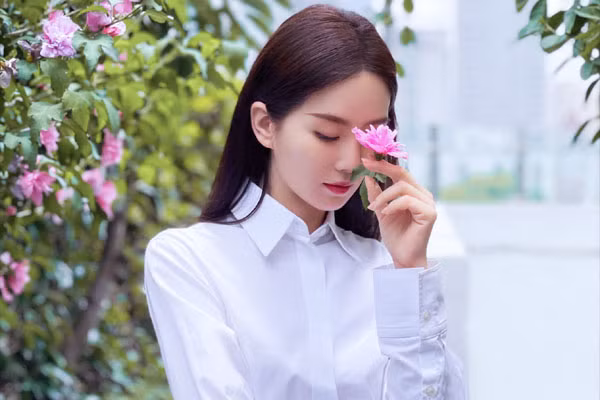 Thay toi vua ket hon voi chong giau, anh trai ngo y xin 100 trieu