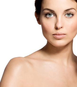 Cằm vuông: Cằm có dạng vuông báo hiệu người nào đó có tính thực tế cao hơn mức bình thường. Cằm vuông đồng nghĩa với việc bạn nhạy bén hơn với những vấn đề thuộc lẽ phải và có khả năng tiếp cận mọi chuyện một cách logic.