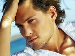 Nam giới có đặc điểm này thường không đáng tin cậy, hay gây chuyện.