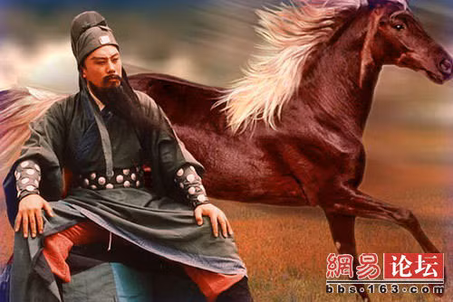 Khu chôn đầu Quan Vũ ở Lạc Dương được gọi là Vũ Lâm, rộng hơn 130ha, nằm cách thành phố Lạc Dương 7km về phía Nam, là quần thể kiến trúc cổ đại duy nhất ở Trung Quốc bao gồm cả mộ, miếu và rừng.