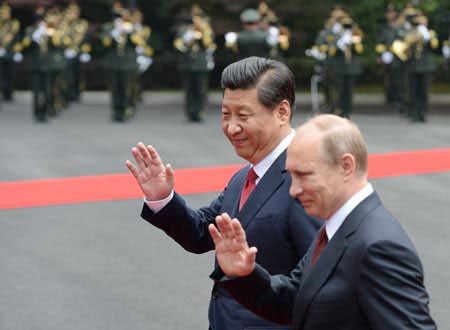 Chủ tịch Tập Cận Bình đón tiếp Tổng thống Nga Putin ở Thượng Hải hôm 20/5.