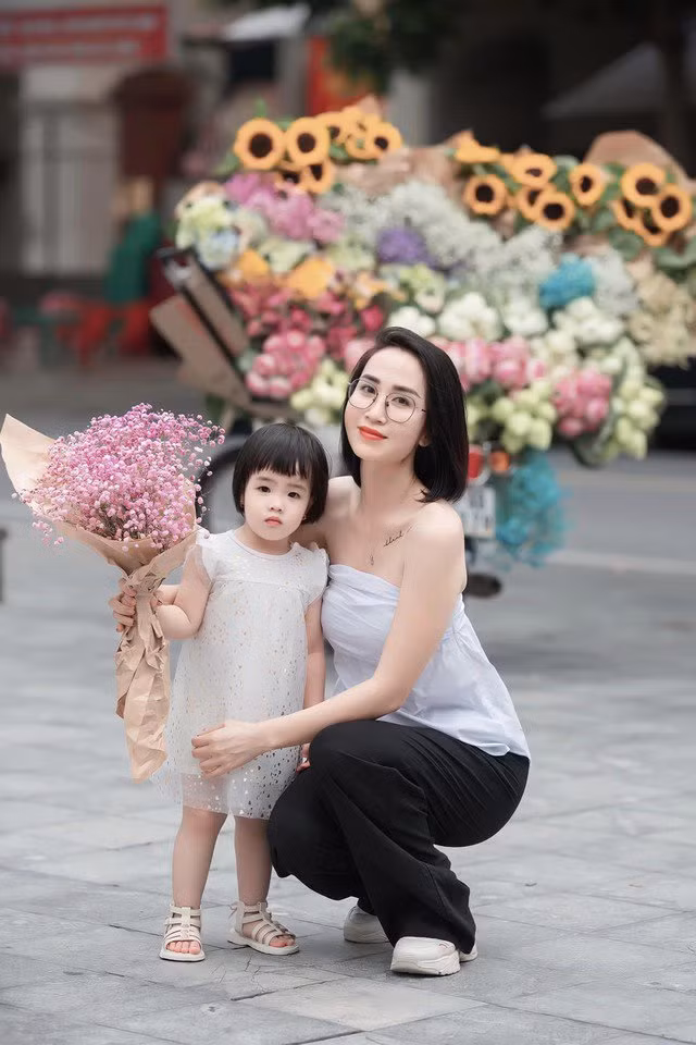 Kinh doanh dich vu xe hoa Ha Noi, thu nhap hang trieu dong moi ngay