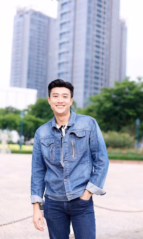 Quốc Trường bất ngờ bị réo tên vào ồn ào mắc bệnh ngôi sao Quoc Truong bat ngo bi reo ten vao on ao mac benh ngoi sao