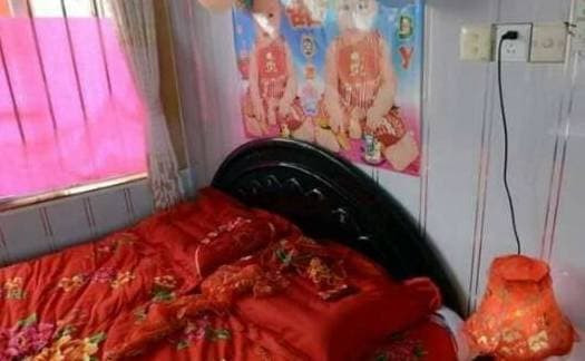 Buoi toi nhin trom co dau phat hien su that vua gian vua then-Hinh-2