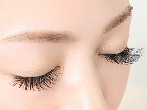 Đa phần những người phụ nữ này thuộc tuýp người sống rất tình cảm và chính trực trong cuộc sống hay sự nghiệp. Họ không thiếu nhạy bén, rất nhân hậu, nhiệt tình, hướng nội. Tóm lại, họ có trong tay một tài sản đáng ngưỡng mộ và một gia đình hạnh phúc. 